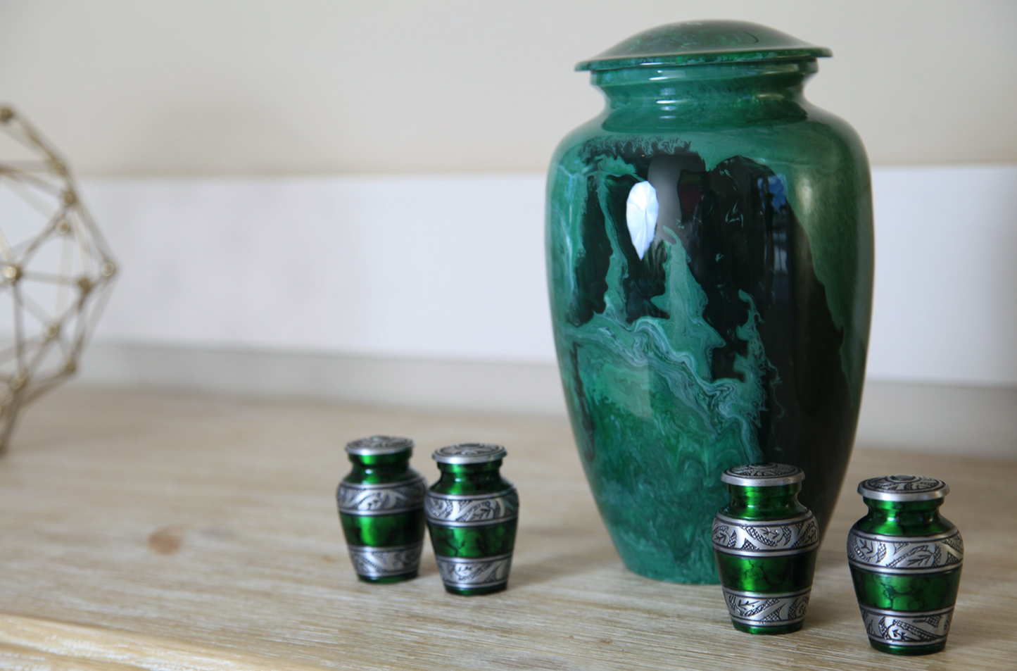 Adult Urn in Green Milo